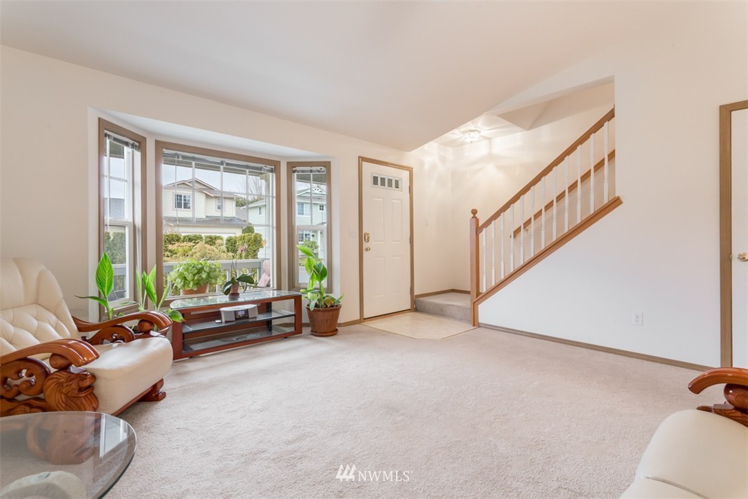 3229 189th Street Southeast Bothell, WA 98012 - Photo 4 of 19