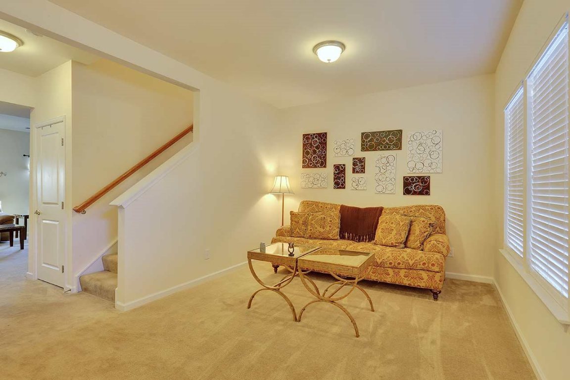 26 Shale Court Greenville, SC 29607 - Photo 6 of 36 Gallery Image 6