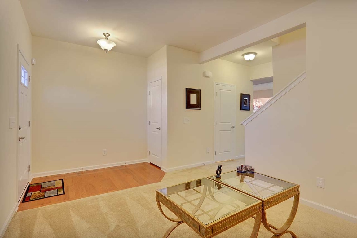 26 Shale Court Greenville, SC 29607 - Photo 7 of 36 Gallery Image 7