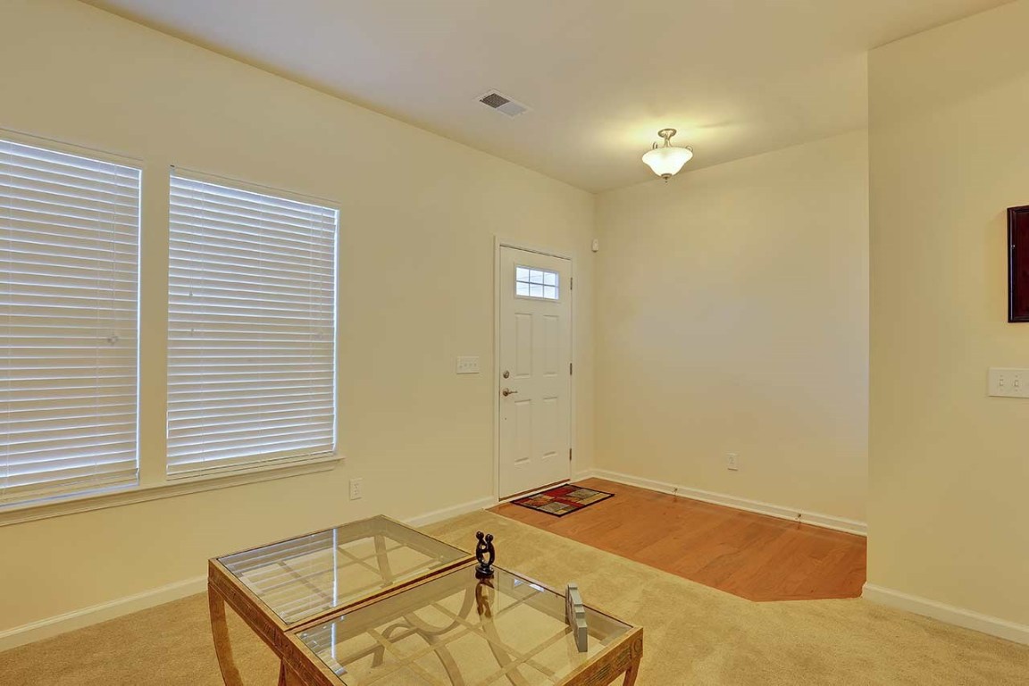 26 Shale Court Greenville, SC 29607 - Photo 8 of 36 Gallery Image 8