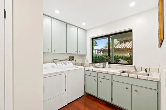 $2,699,000 | 320 Cliff Drive, Aptos, CA 95003