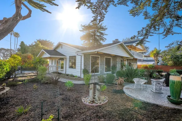 $2,599,000 | 320 Cliff Drive, Aptos, CA 95003