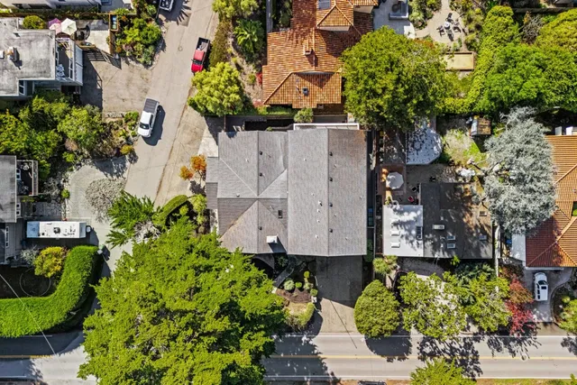 $2,699,000 | 320 Cliff Drive, Aptos, CA 95003