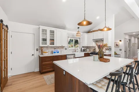 $2,295,000 | 3540 Ridgecrest Drive, Carlsbad, CA 92008