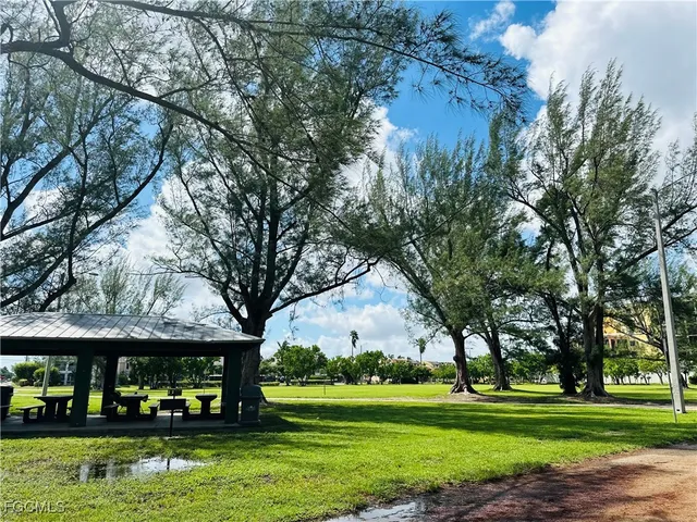 $2,500 | 4002 Southeast 19th Avenue, Unit 106, Cape Coral, FL 33904