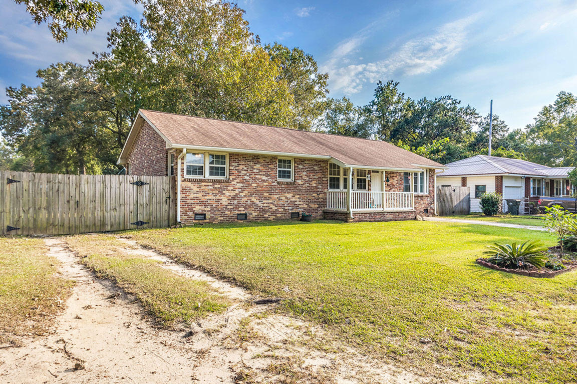 110 Robert Road Goose Creek, SC 29445 - Photo 3 of 25 3 copy