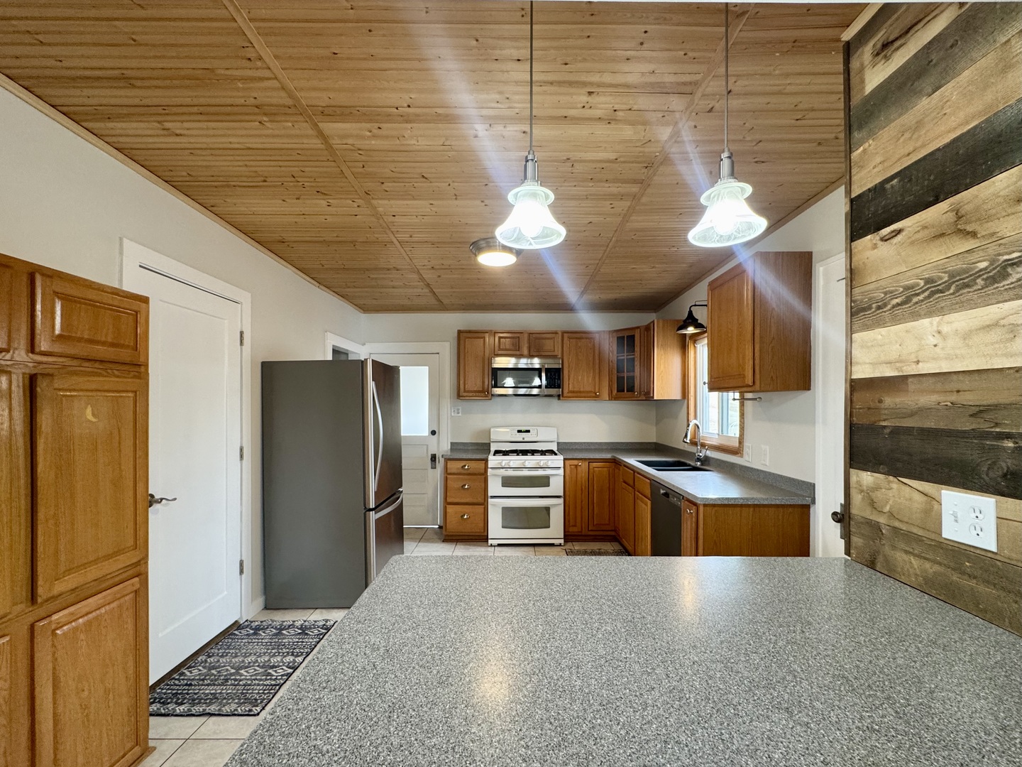 717 13th Avenue Fulton, IL 61252 - Photo 11 of 26