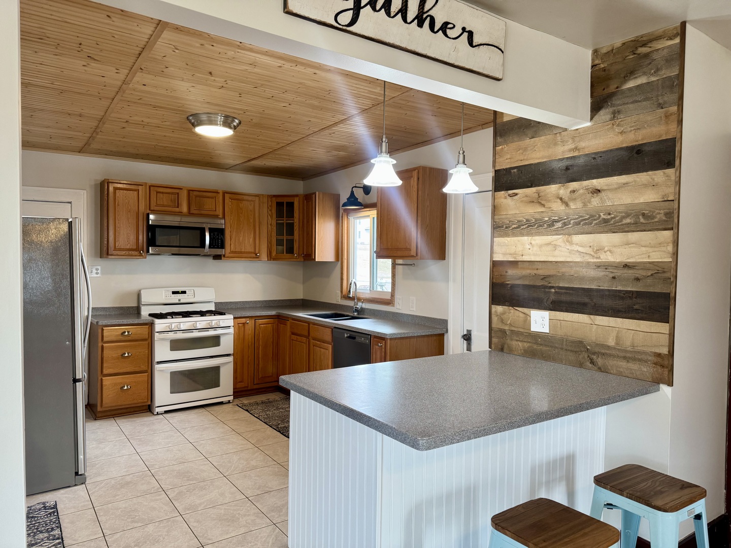 717 13th Avenue Fulton, IL 61252 - Photo 9 of 26