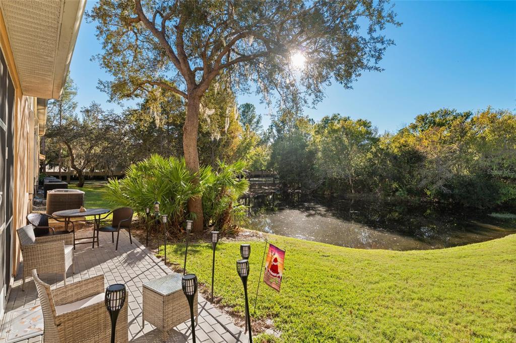 1444 Ridge Terrace Tarpon Springs, FL 34689 - Photo 4 of 30