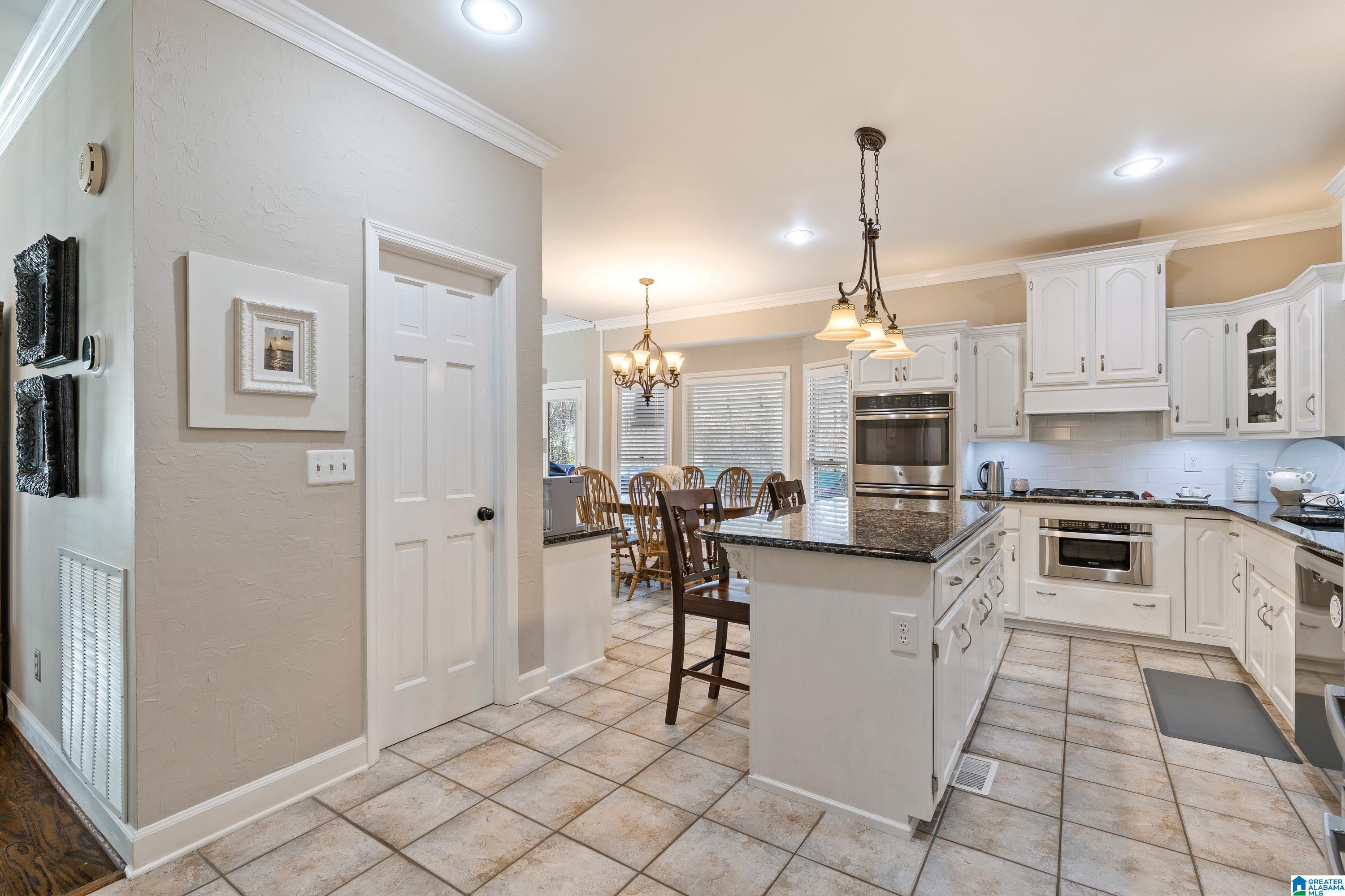 5117 Stratford Road Birmingham, AL 35242 - Photo 18 of 54
