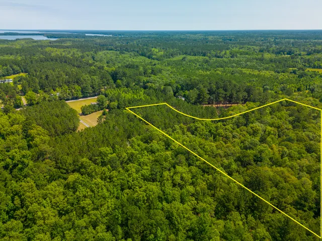 $178,999 | 1 Murphy Bay Drive, Cross, SC 29436