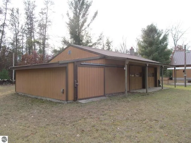 $199,900 | 1191 West 10 1/2 Mile Road, Irons, MI 49644