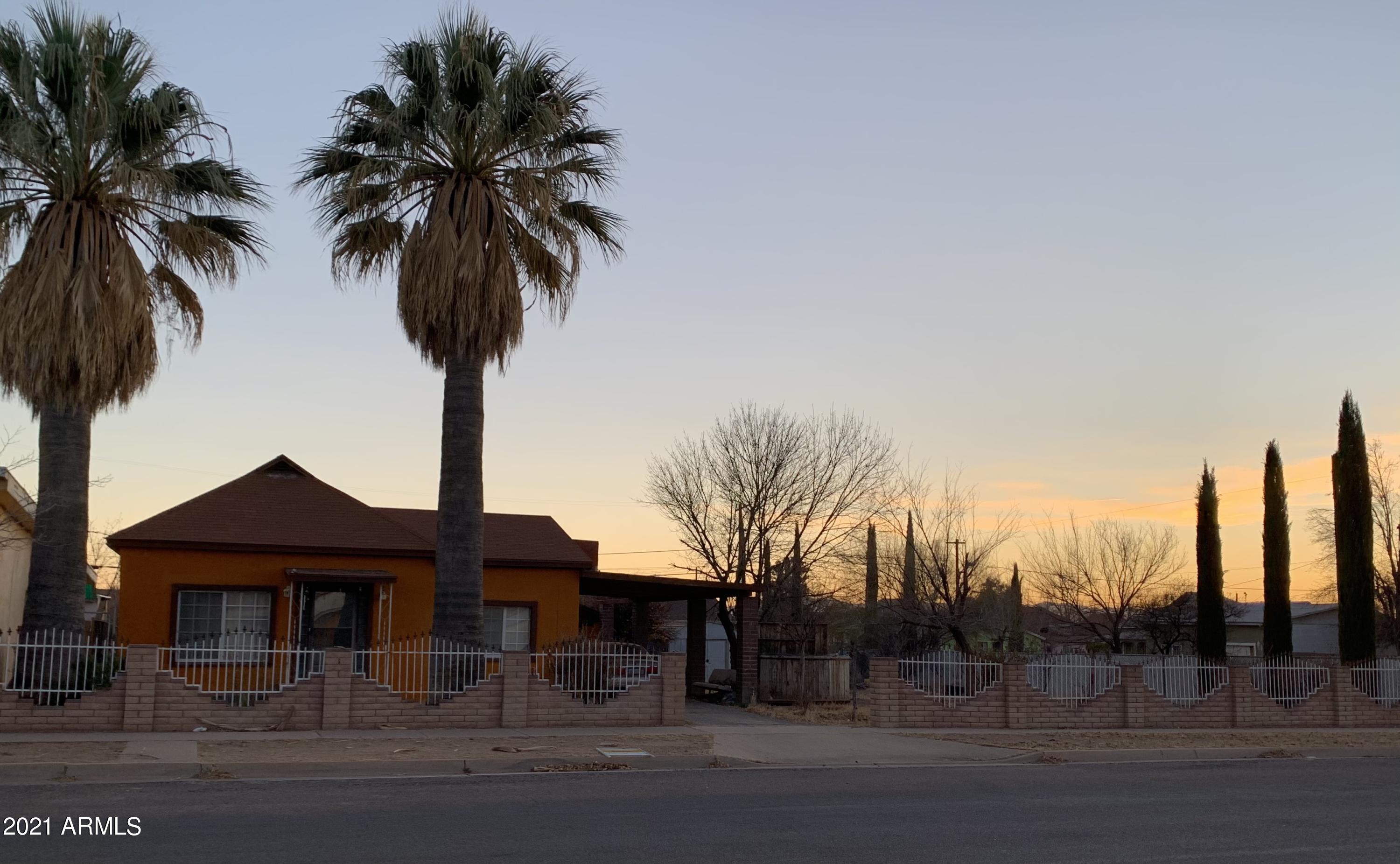 711 East 3rd Street Douglas, AZ 85607 - Photo 1 of 31 C245991F-B26E-4BBB-BF7F-B23D54DC8A27