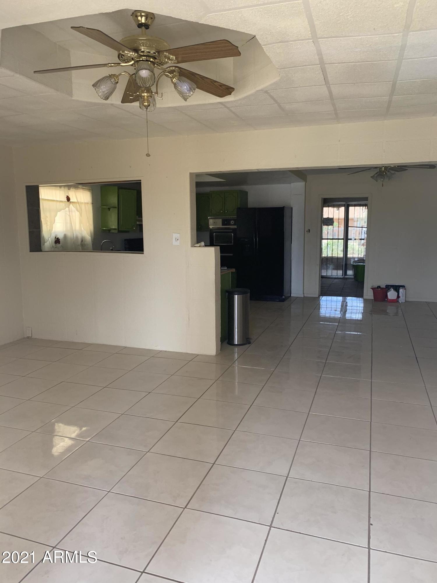 711 East 3rd Street Douglas, AZ 85607 - Photo 8 of 31 2D8E7F29-83D7-494C-8370-D4312BA31097