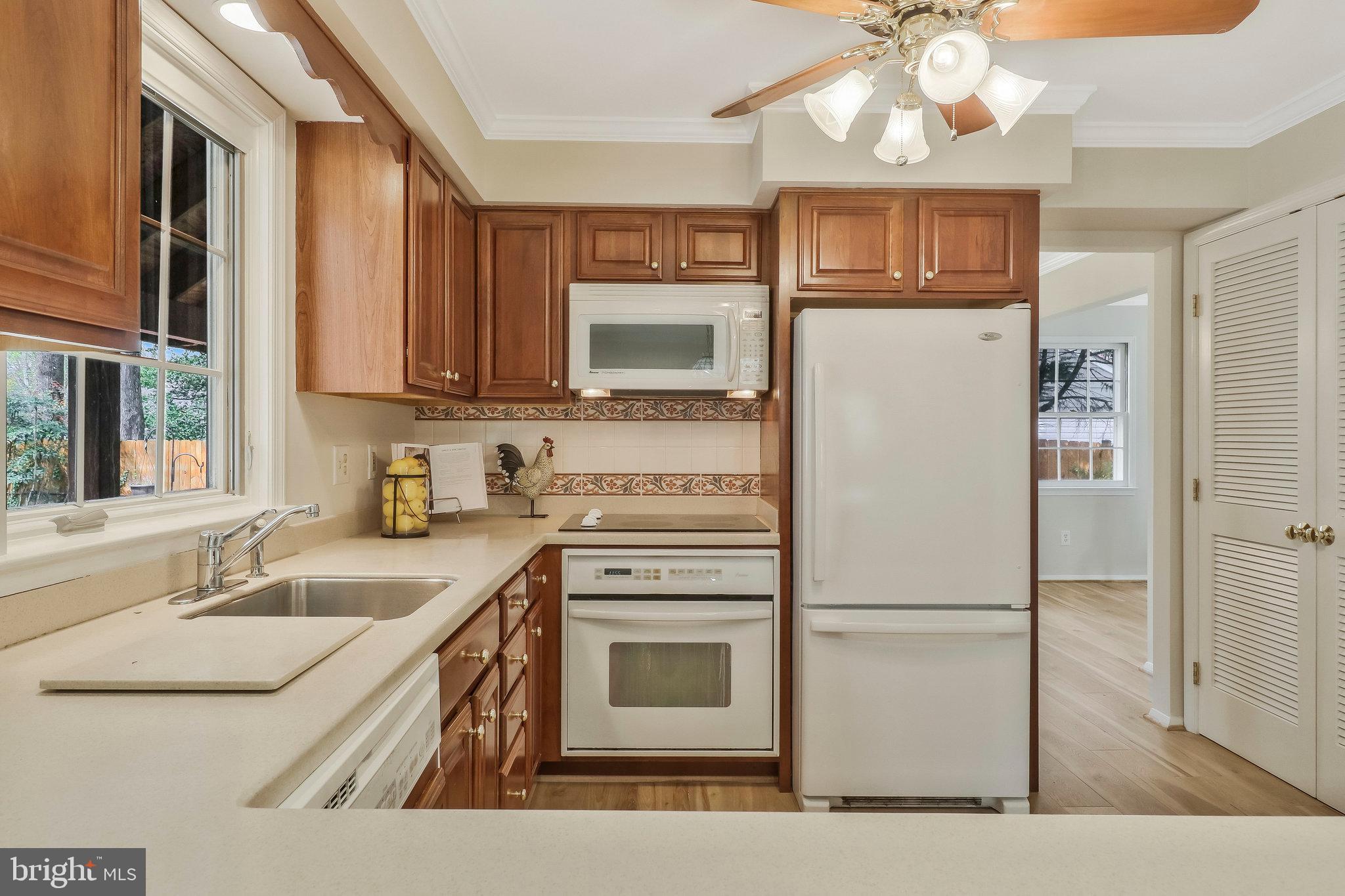 6132 Roxbury Avenue Springfield, VA 22152 - Photo 20 of 70 Kitchen has wonderful double door pantry.