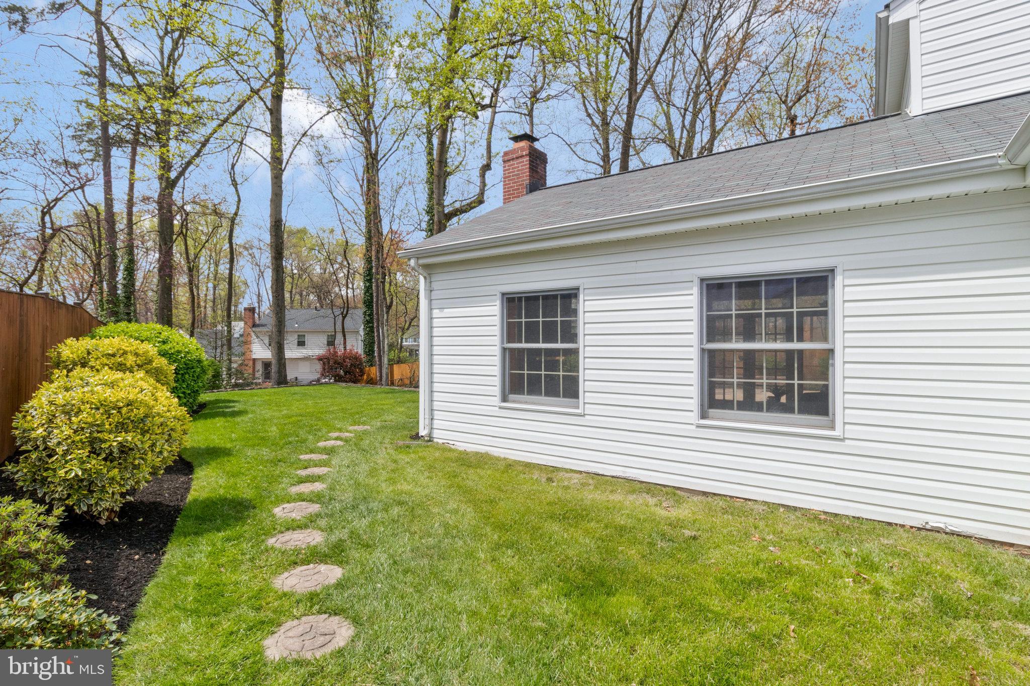 6132 Roxbury Avenue Springfield, VA 22152 - Photo 58 of 70 Peaceful backyard.