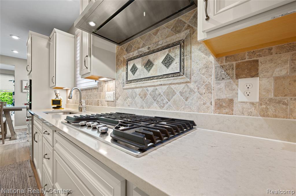 48796 Windfall Road Novi, MI 48374 - Photo 13 of 30