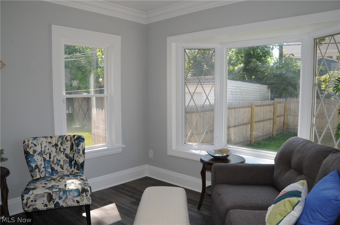 3268 Cedarbrook Road Cleveland, OH 44118 - Photo 12 of 29 Gallery Image 12