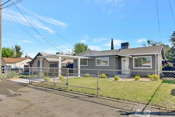 $299,999 | 4457 College Way, Olivehurst, CA 95961