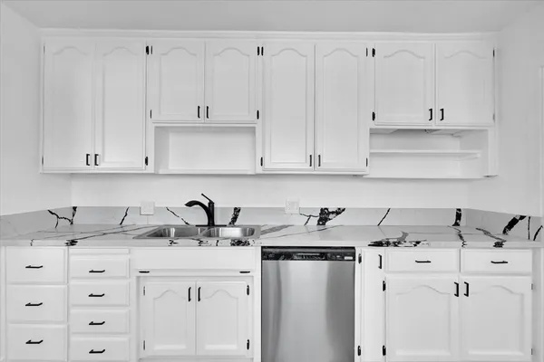 $299,999 | 4457 College Way, Olivehurst, CA 95961