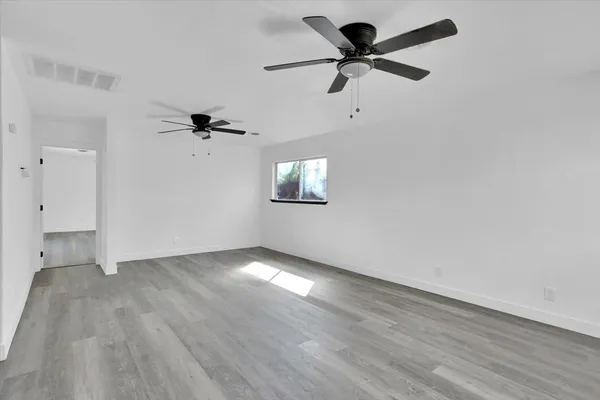 $299,999 | 4457 College Way, Olivehurst, CA 95961