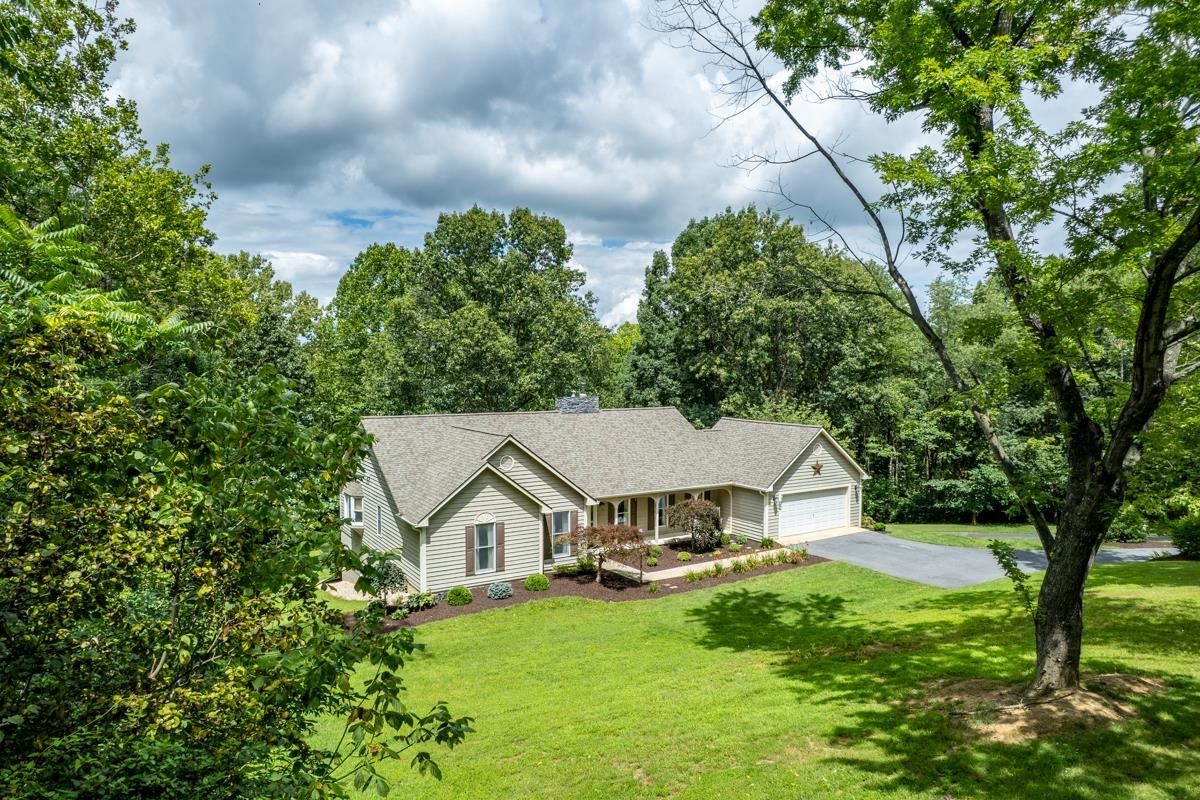 41 Ridgetop Drive Weyers Cave, VA 24486 - Photo 63 of 72 Gallery Image 63