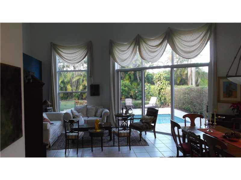 4271 Northwest 66th Lane Boca Raton, FL 33496 - Photo 3 of 17 Living Room.