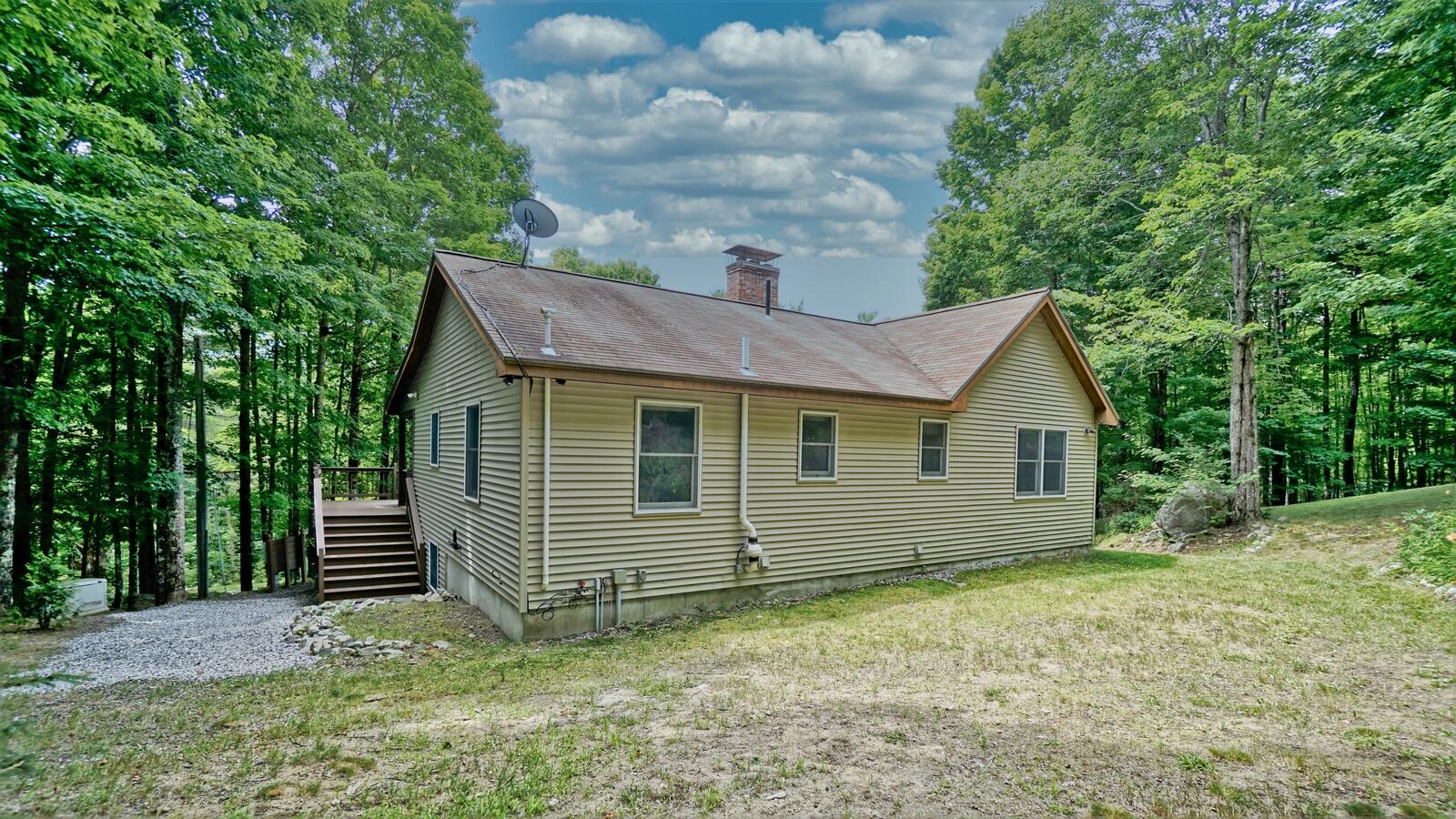117 Mountain Road Raymond, ME 04071 - Photo 18 of 87 Back of house
