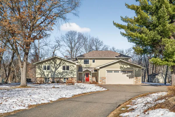 $799,900 | 16316 Birchwood Lane, Brainerd, MN 56401