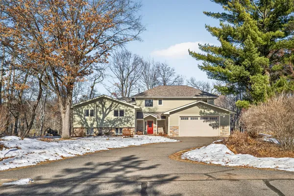 $799,900 | 16316 Birchwood Lane, Brainerd, MN 56401