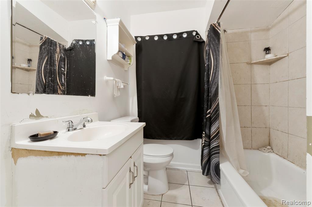 5279 Cadieux Road Detroit, MI 48224 - Photo 9 of 34 Gallery Image 9