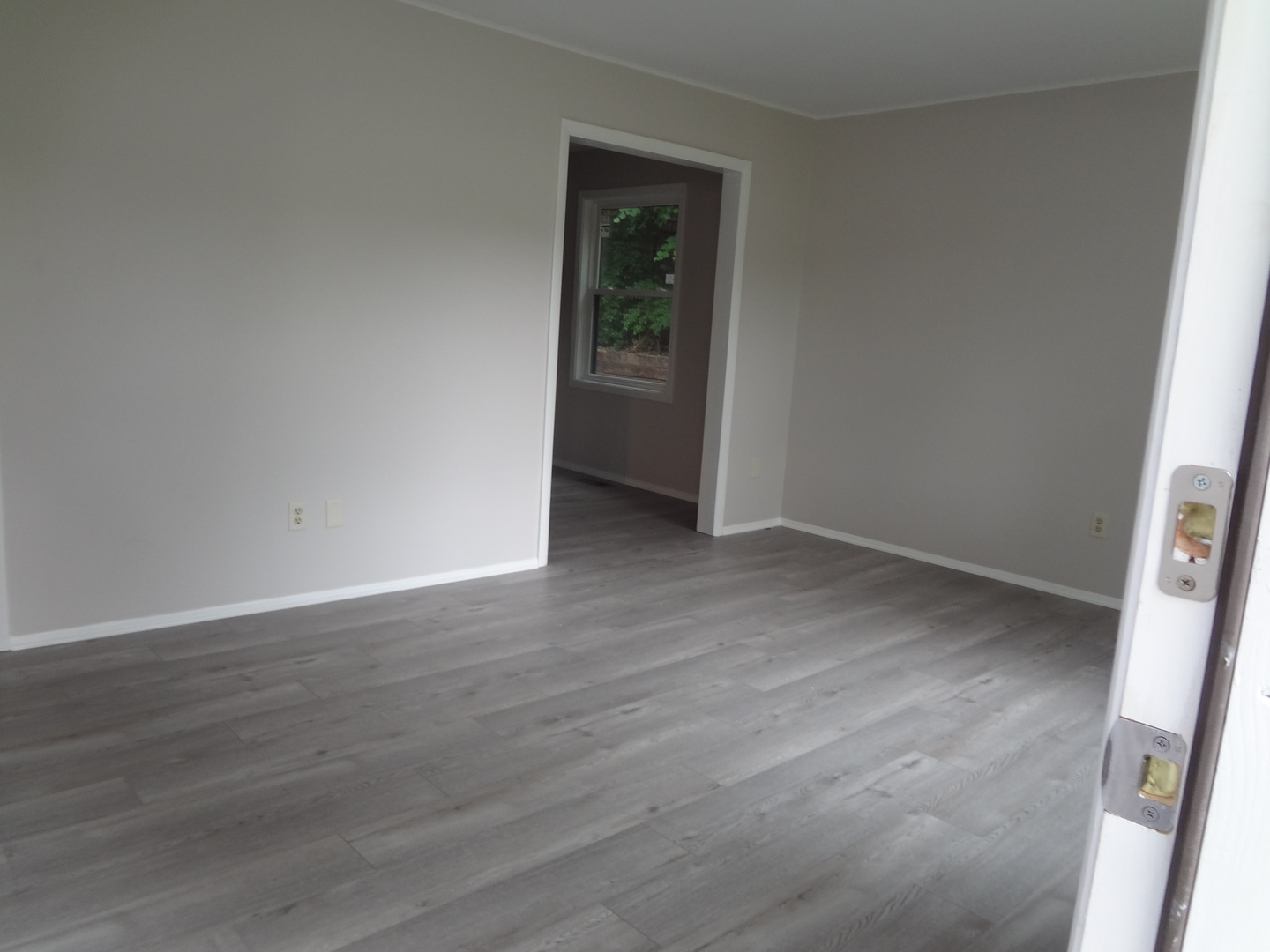 9802 Gallek Road Fox River Grove, IL 60021 - Photo 12 of 27 Gallery Image 12