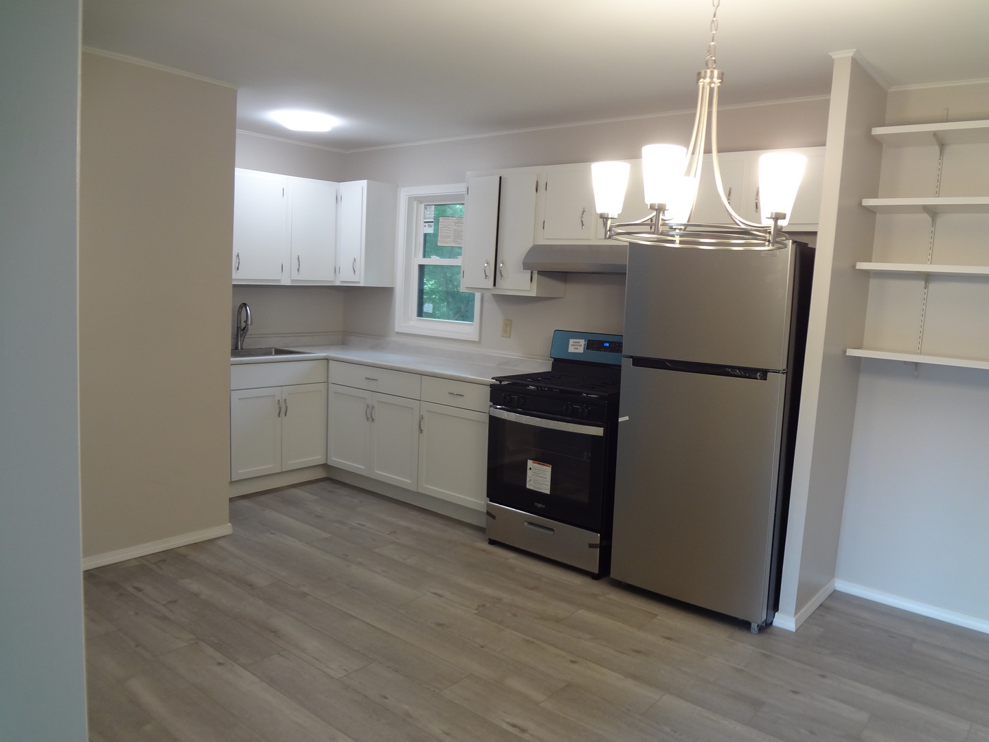 9802 Gallek Road Fox River Grove, IL 60021 - Photo 7 of 27 Gallery Image 7
