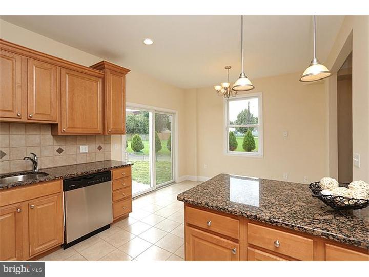 8807 Ashton Road Philadelphia, PA 19136 - Photo 11 of 23 Kitchen