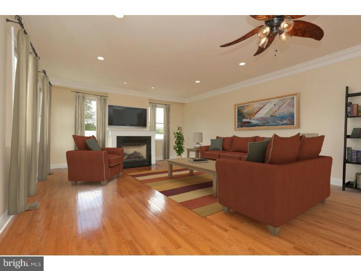 8807 Ashton Road Philadelphia, PA 19136 - Photo 3 of 23 Living Room