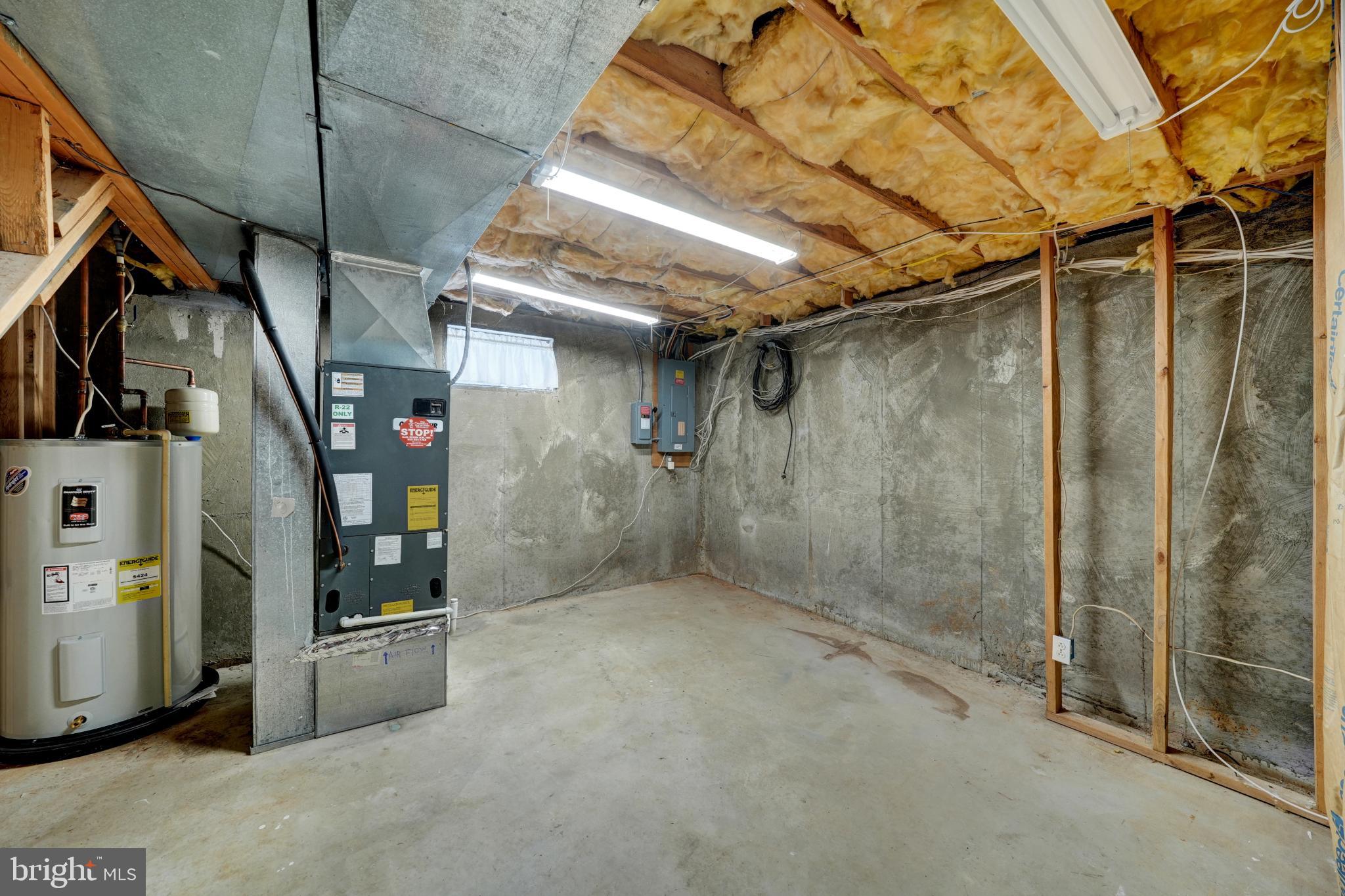 335 East Village Road Elkton, MD 21921 - Photo 11 of 29 a view of empty room with wooden walls