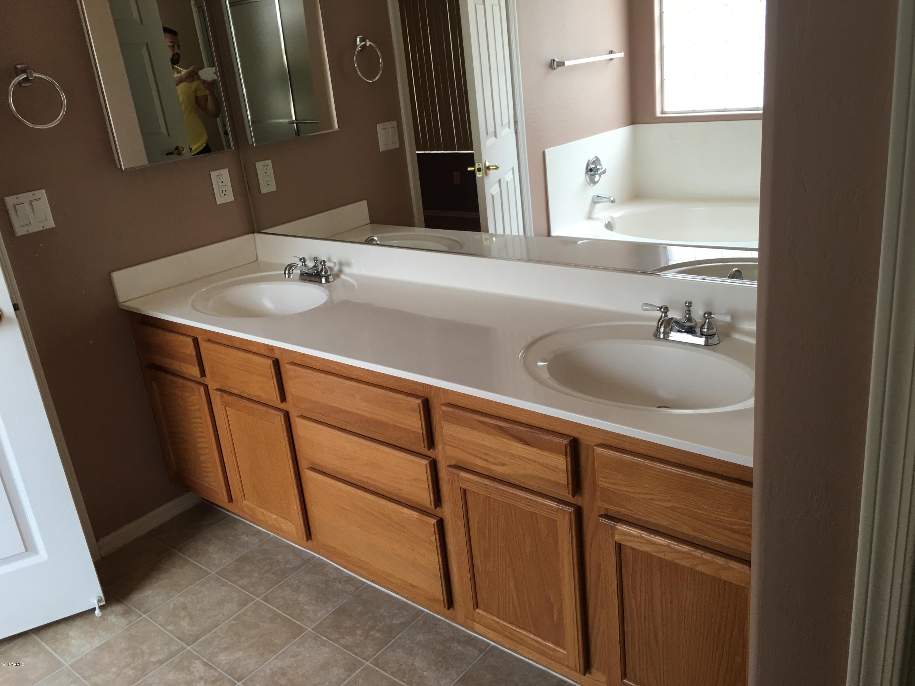 905 East Beverly Road Phoenix, AZ 85042 - Photo 23 of 35 Mast Bathroom sink