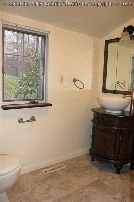 1558 Connell Road Charleston, WV 25314 - Photo 16 of 26 Gallery Image 16