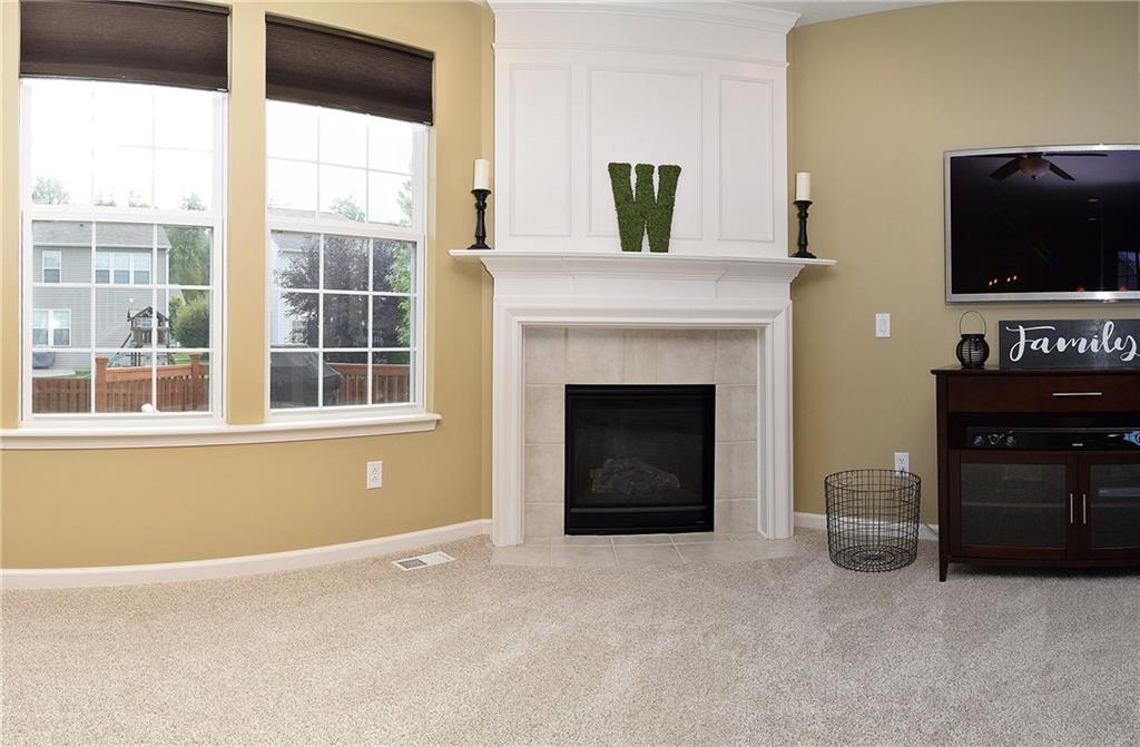 12899 Milton Road Fishers, IN 46037 - Photo 5 of 36 Gallery Image 5