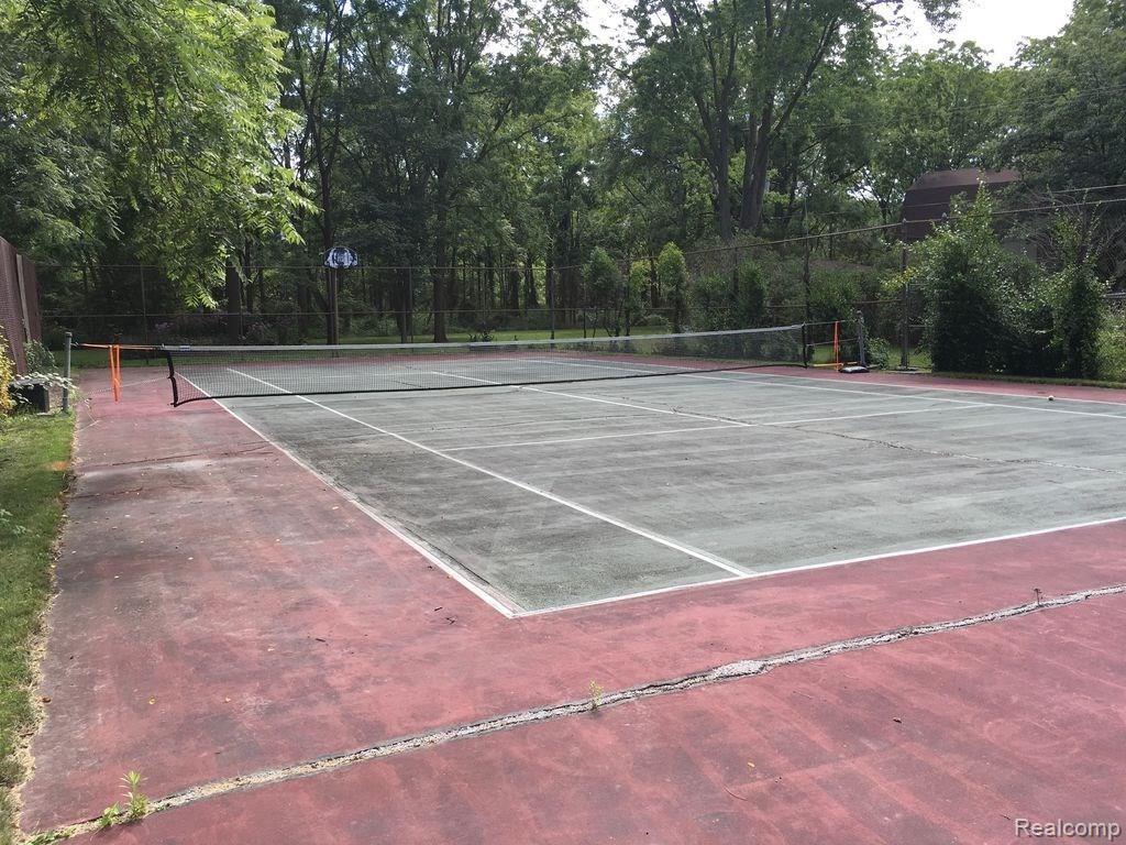 10139 Pound Road Columbus, MI 48063 - Photo 51 of 54 Tennis court.jpg