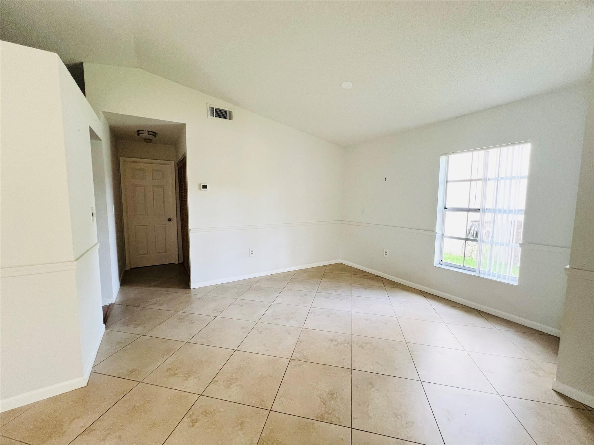 14120 Langley Place Davie, FL 33325 - Photo 6 of 25 Photo 6