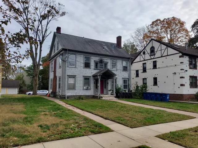 $1,900 | 347 Alden Avenue, Unit 2, New Haven, CT 06515