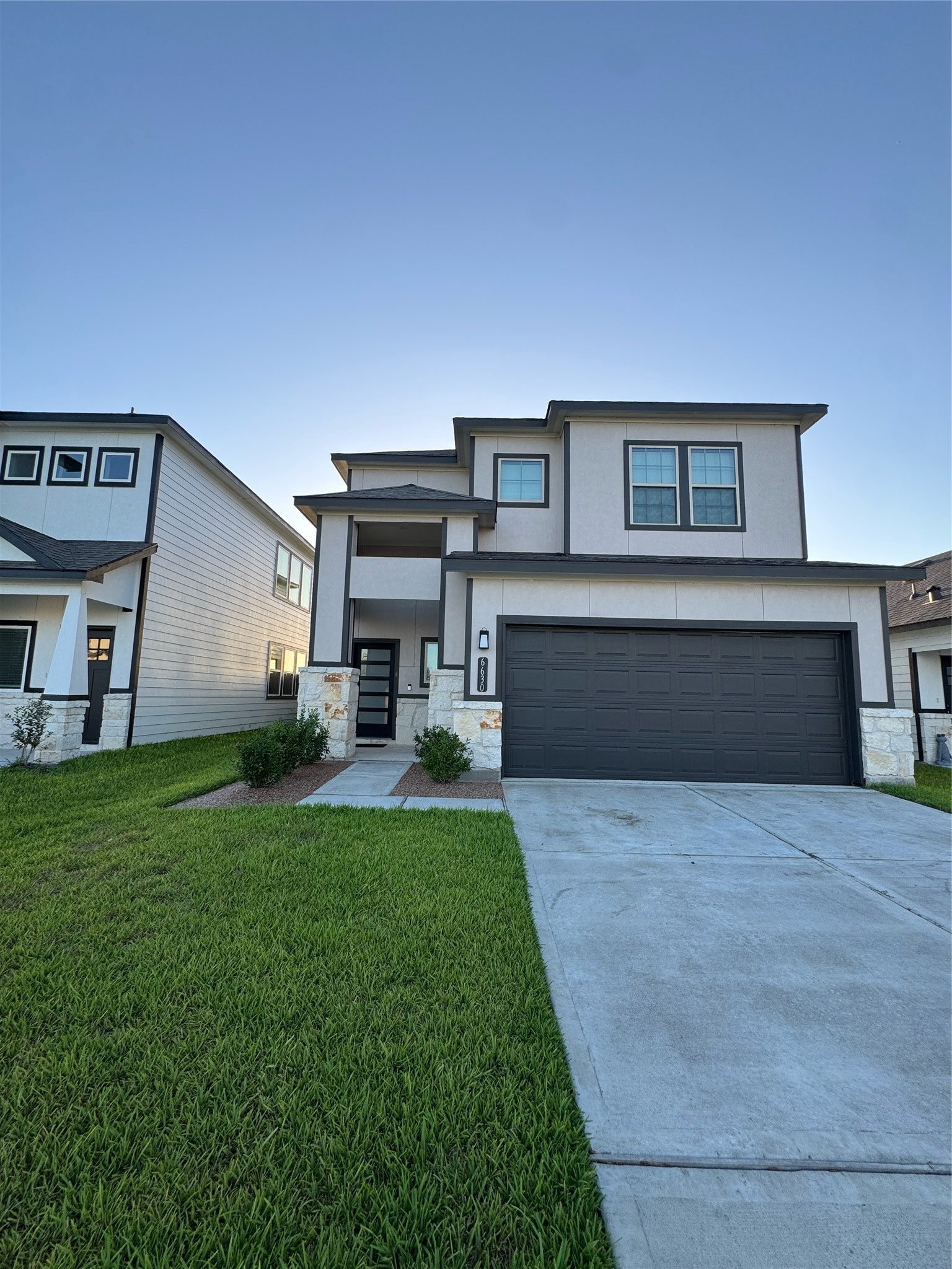 6630 Escondido Drive Rosharon, TX 77583 - Photo 3 of 49 Gallery Image 3