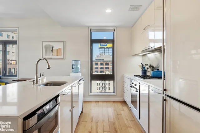 $1,500,000 | 11-02 49th Avenue, Unit 8A | Long Island City