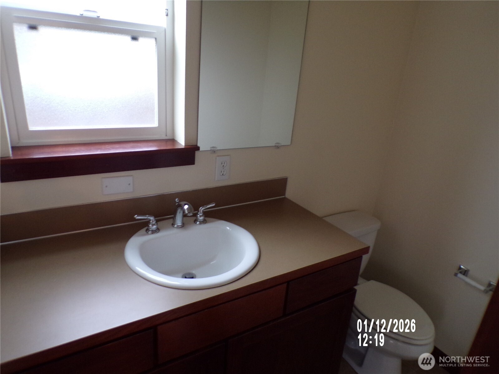 501 North 105th Street, Unit A Seattle, WA 98133 - Photo 12 of 36