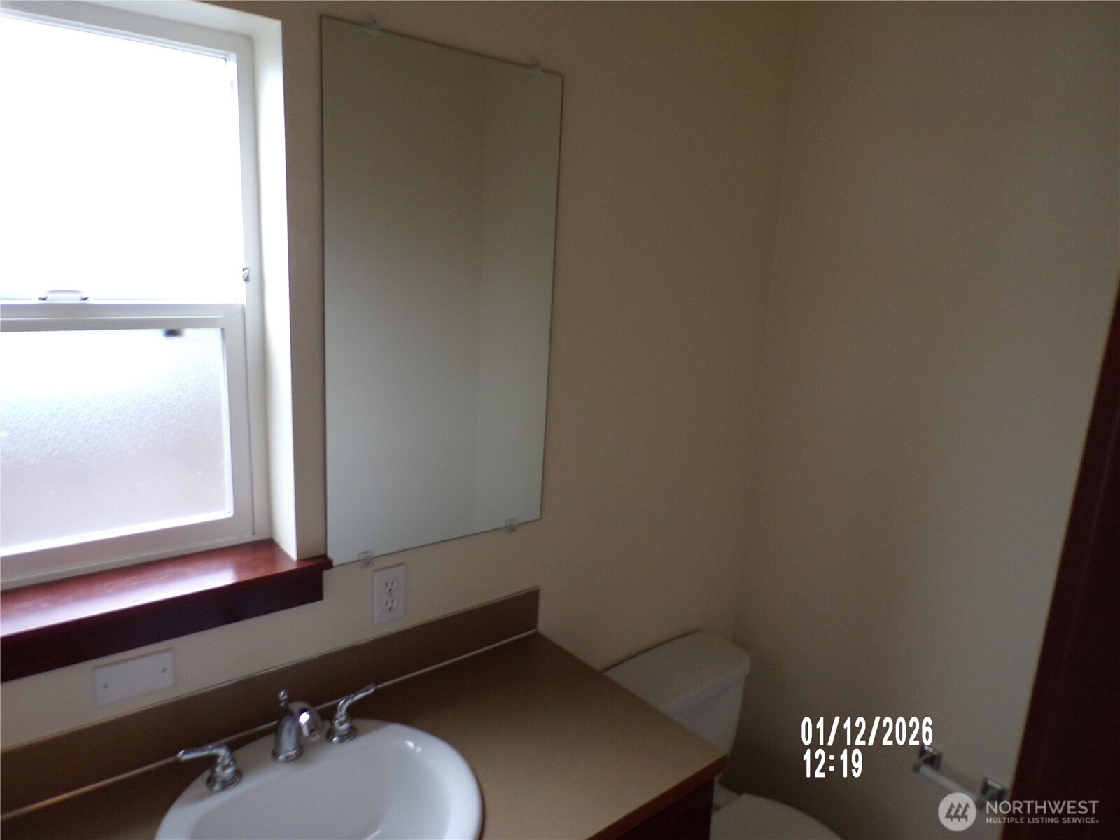 501 North 105th Street, Unit A Seattle, WA 98133 - Photo 13 of 36