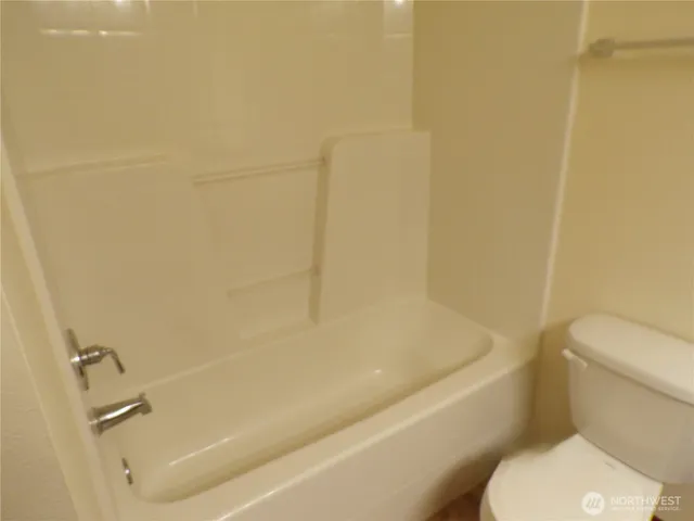 $1,250,000 | 501 North 105th Street, Unit A, Seattle, WA 98133