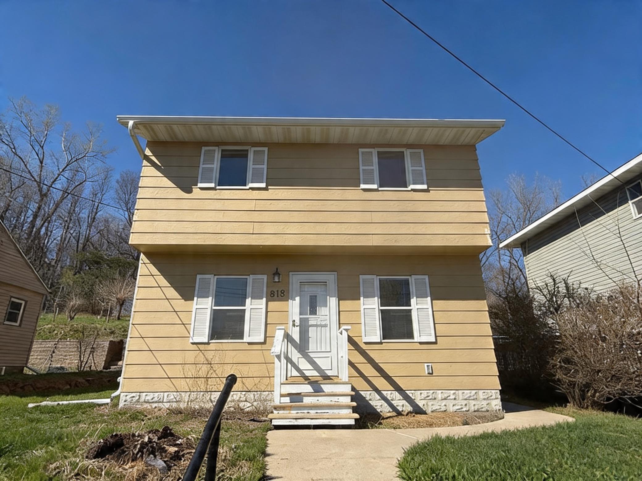 818 Hawthorne Street Red Wing, MN 55066 - Photo 2 of 23