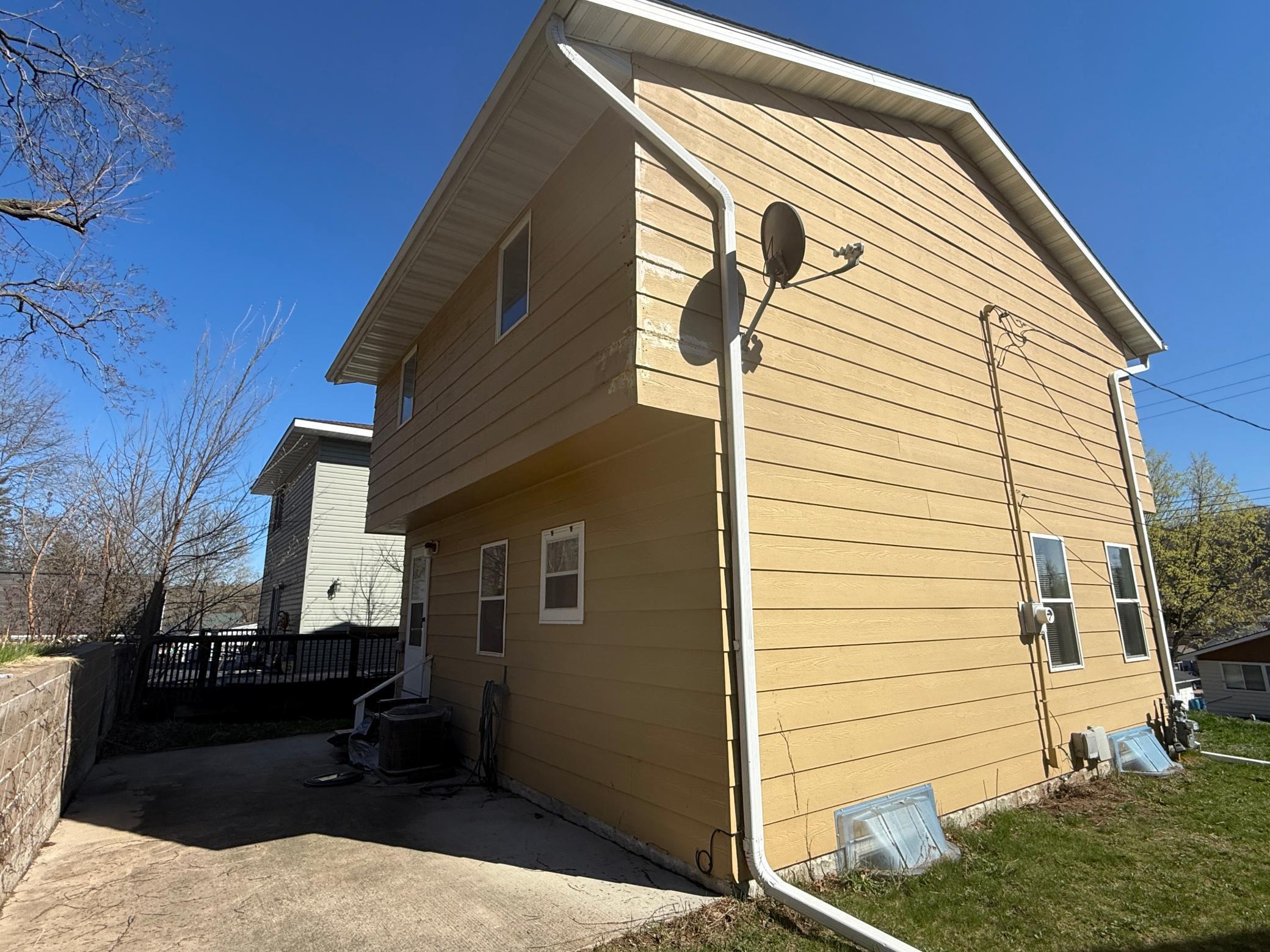 818 Hawthorne Street Red Wing, MN 55066 - Photo 21 of 23