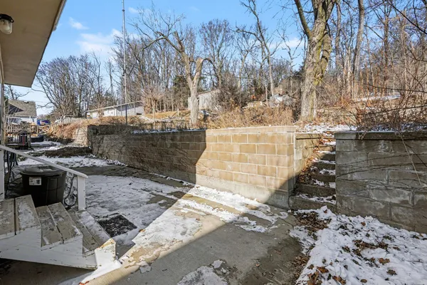 $215,000 | 818 Hawthorne Street, Red Wing, MN 55066